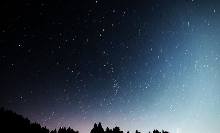 Halley Kuyruklu Yıldızı’nın ardında