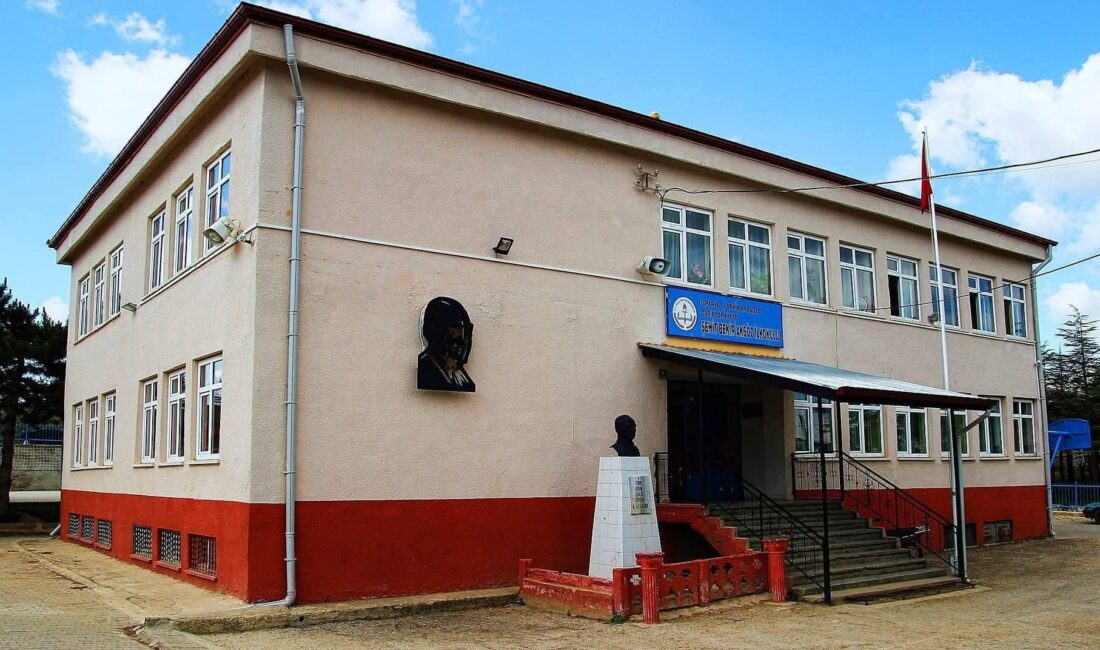 Uzun yıllardır kasabada eğitim