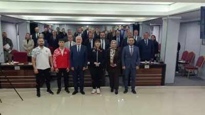 Başkan Başdeğirmen’den Avrupa Şampiyonlarına Altın Ödül