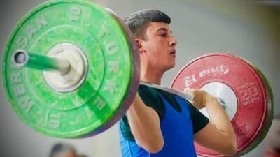 Gençler A-B kategorisinde düzenlenen Isparta