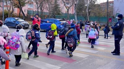 Isparta’da Okul Önleri ve Asayiş Uygulaması: Birçok Noktada Denetim Yapıldı