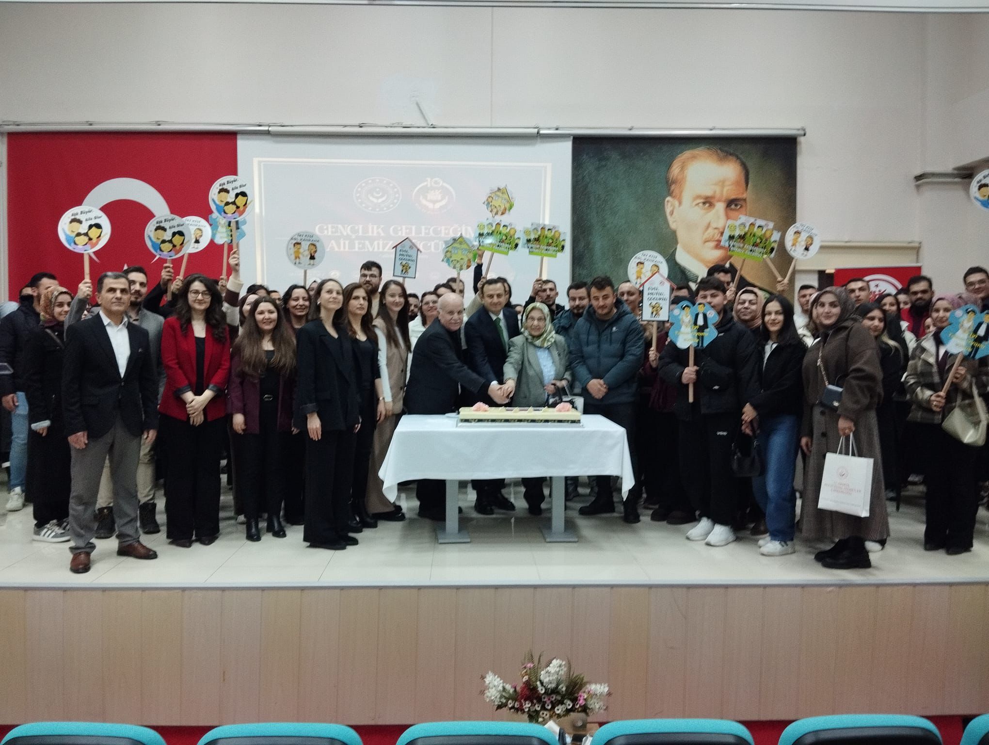 Evliliğe İlk Adımda Devlet Yanlarında