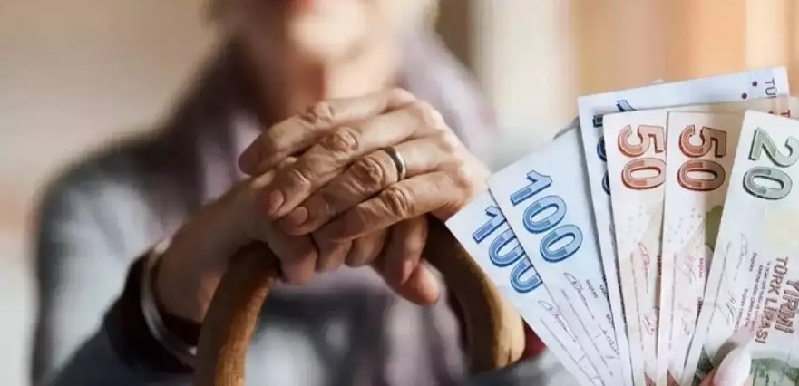 Recep Tayyip Erdoğan, emeklilere