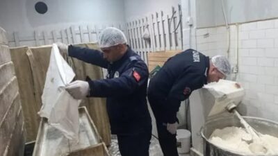 Eğirdir Belediyesi Zabıta Müdürlüğü ekipleri,