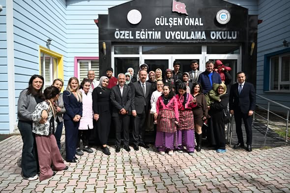 Isparta Valisi Abdullah Eren,