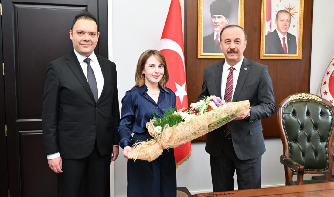 Isparta Valisi Abdullah Erin,