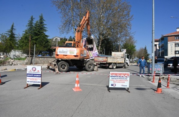 ISUBÜ Çevresinde Yol Genişletme ve Ulaşım Düzenlemesi Başladı