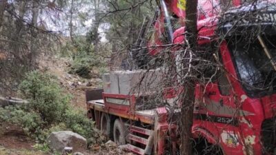 Burdur-Isparta Dostluk Yolu’nda yağış nedeniyle