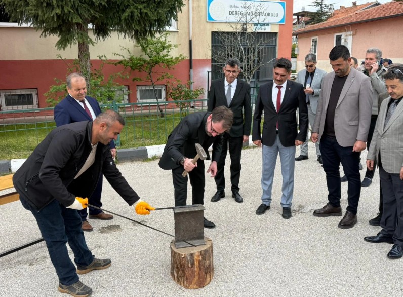 Isparta’da Hıdırellez Coşkusu Okul Bahçesine Taşındı