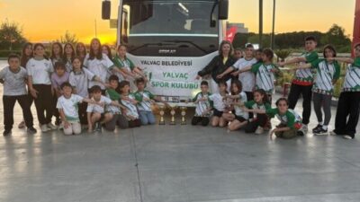 Yalvaç Spor Kulübü oryantiring sporcuları,