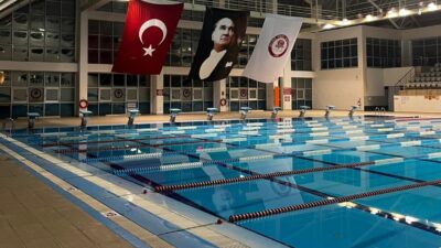 29 Ekim Olimpik Yüzme Havuzu'nun,