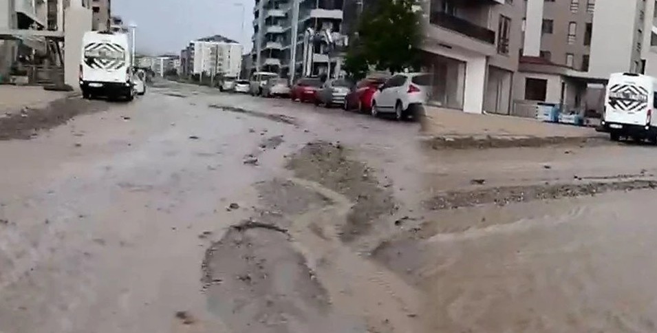 Zafer Mahallesi 5009 Sokak'ta yaşayan