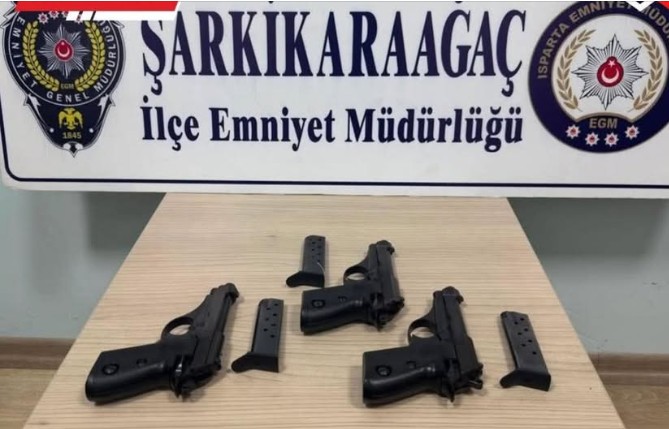 Isparta’nın Şarkikaraağaç ilçesinde polis