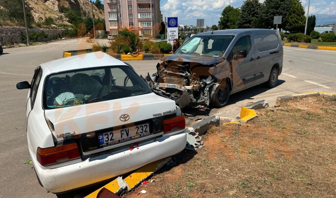 Isparta'nın Eğirdir ilçesinde Akpınar Yolu