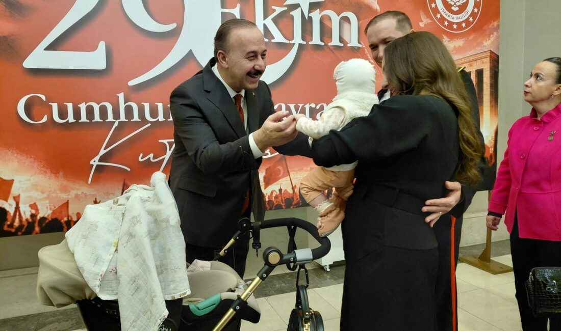 Isparta’da 29 Ekim Cumhuriyet
